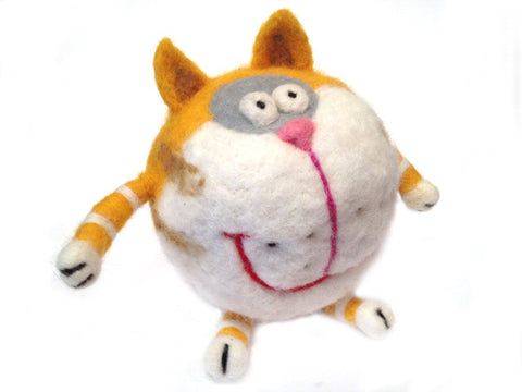 Needle felted happy cat "Henry"
